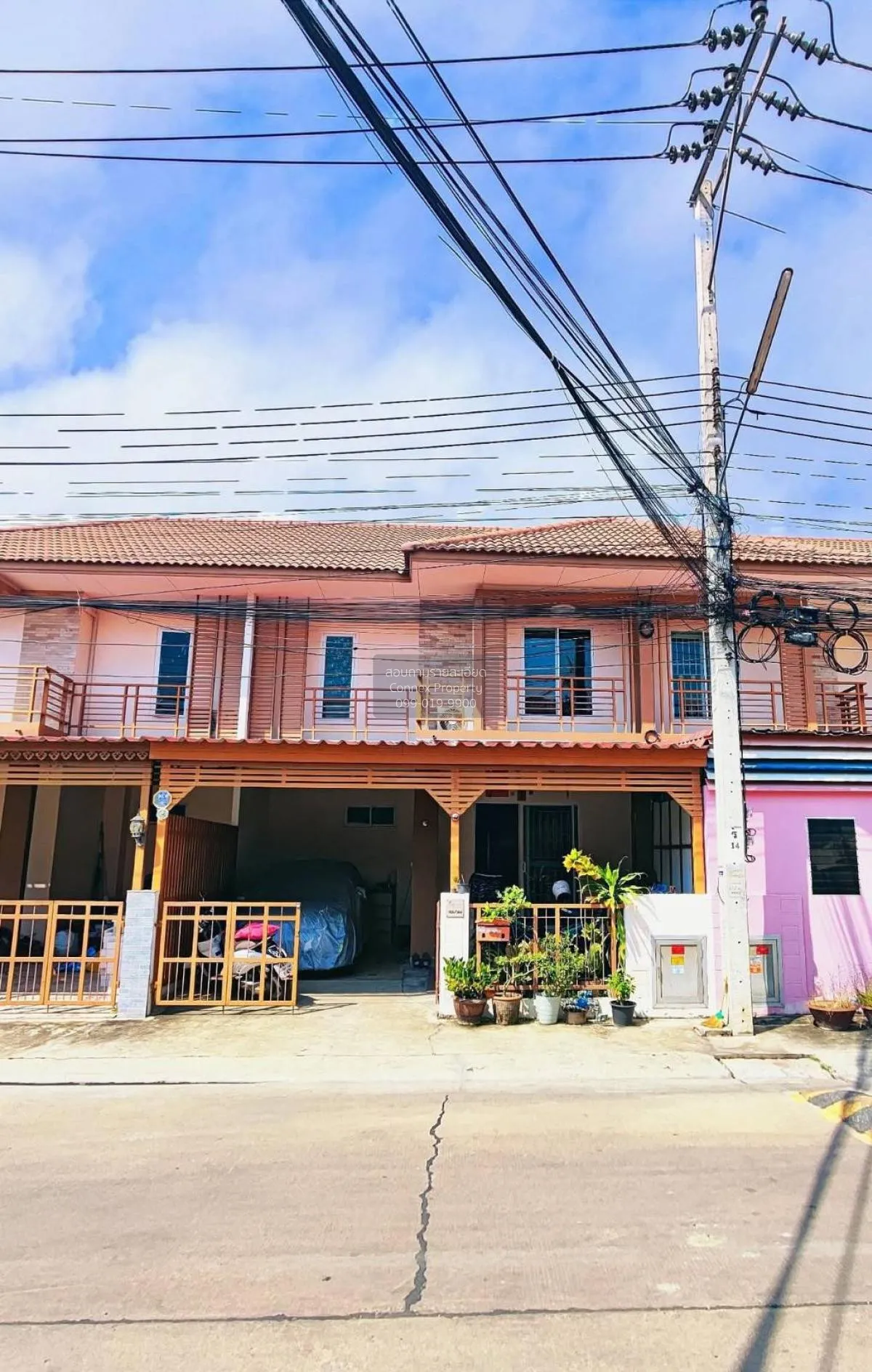 For Sale Townhouse/Townhome  , I Leaf Town Pracha Uthit 90 , Ban  1