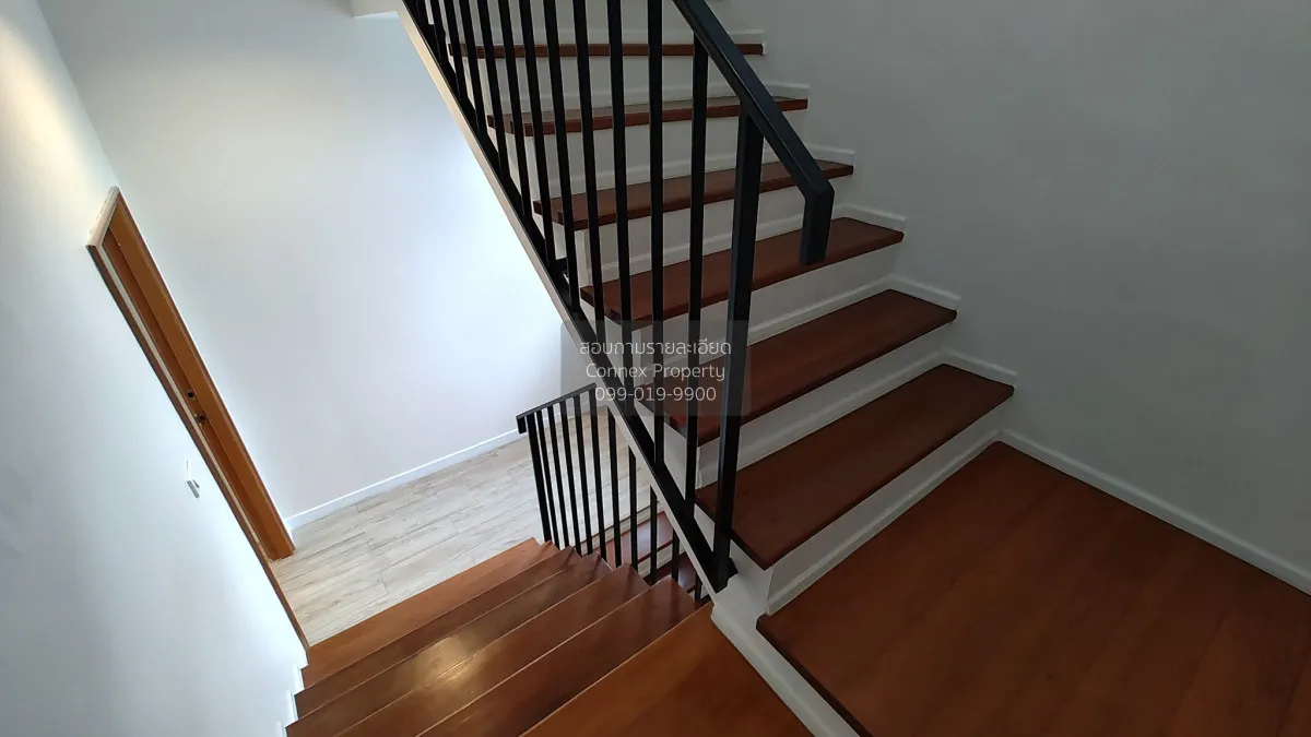 For sale Luxury large townhome near Ratchada–Lat Phrao intersecti