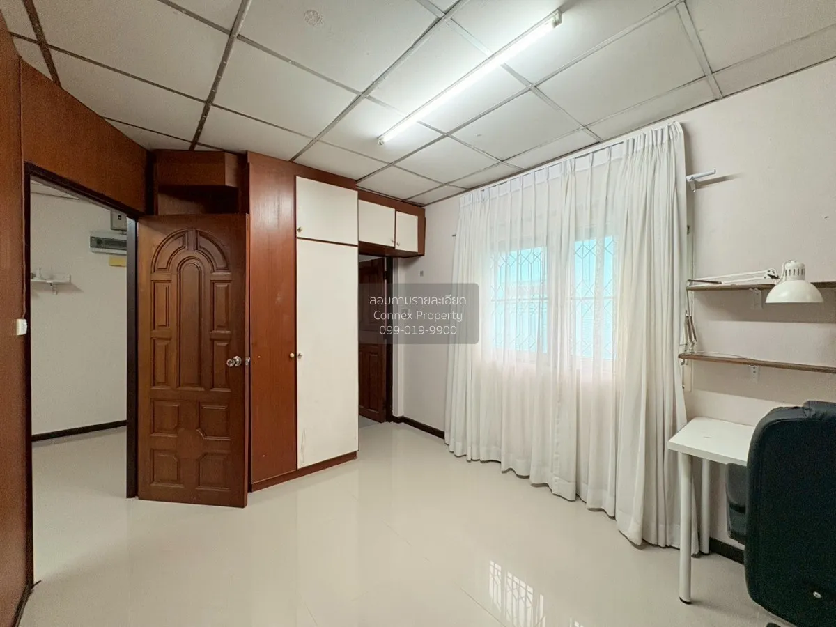 ขายทาวน์เฮาส์หลังมุม ทำเลดี ถนนลาดพร้าว-วังหิน ลาดพร้าว เขต ลาดพร