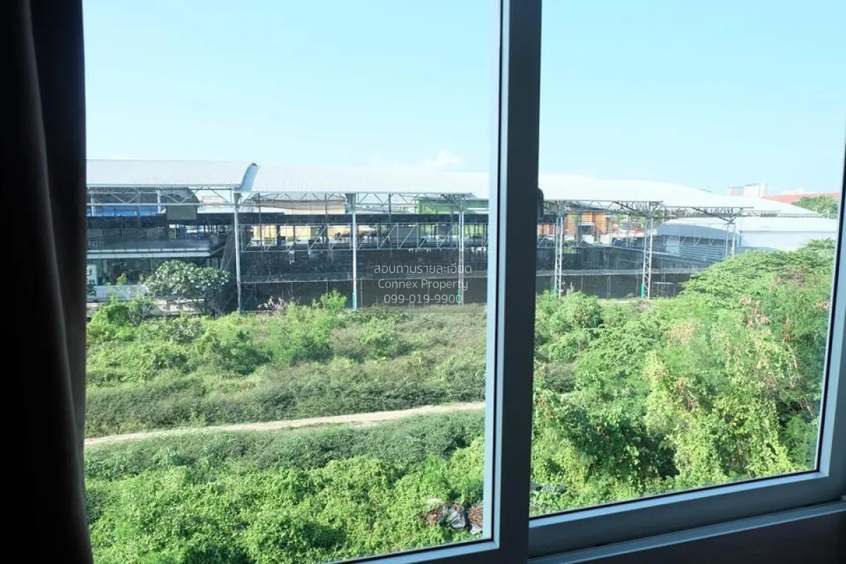 For Sale Townhome in Space Lat Phrao–Mengjai Village, near the BT