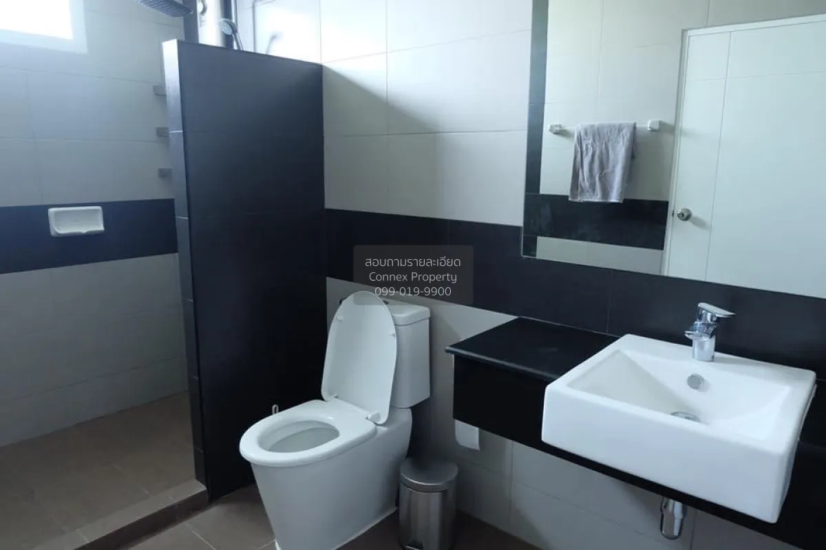 For Rent Townhome in Space Lat Phrao–Mengjai Village, near the BT