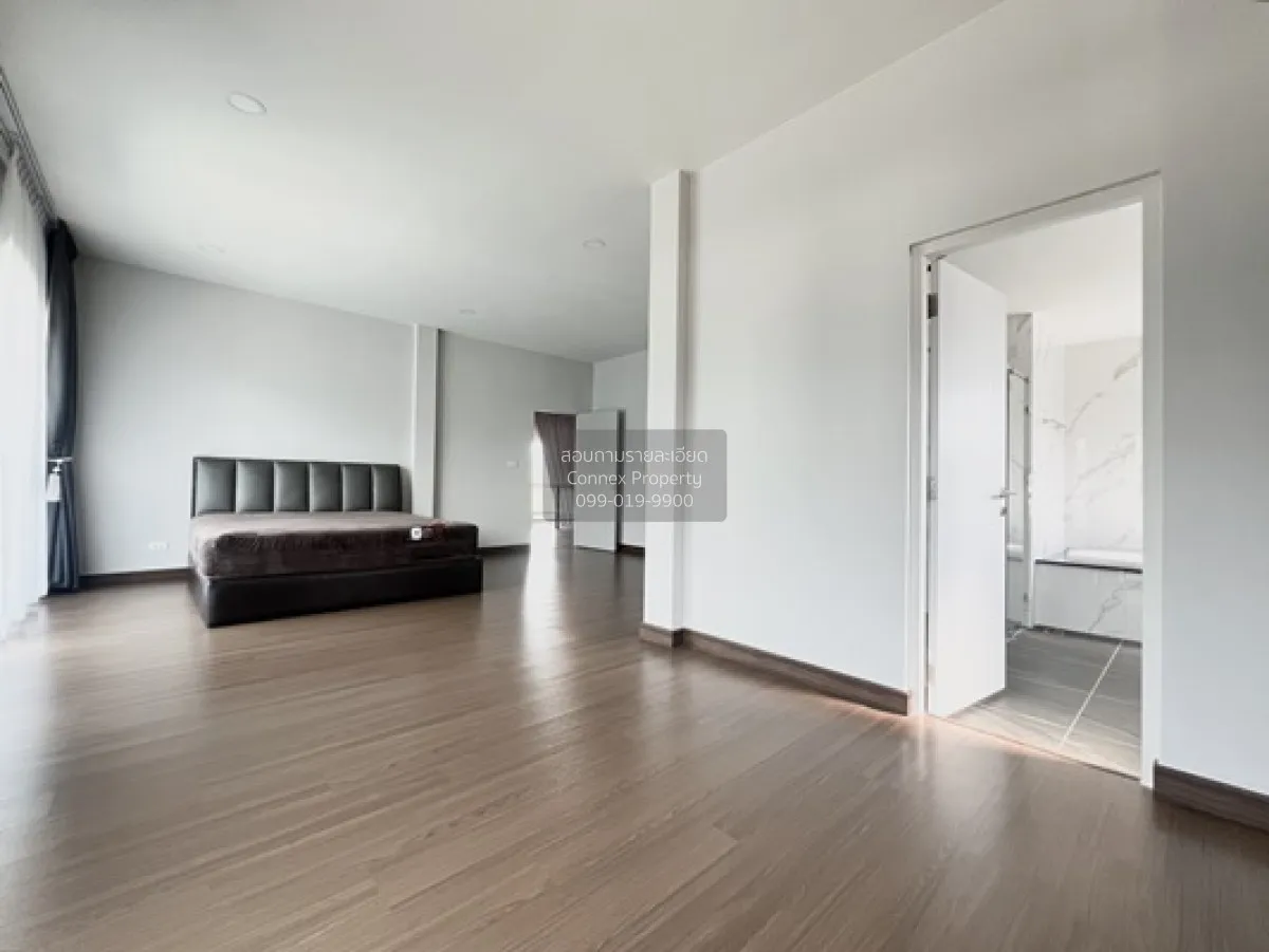 For Sale House , THE CITY Thawiwatthana , corner unit , Nong Khan