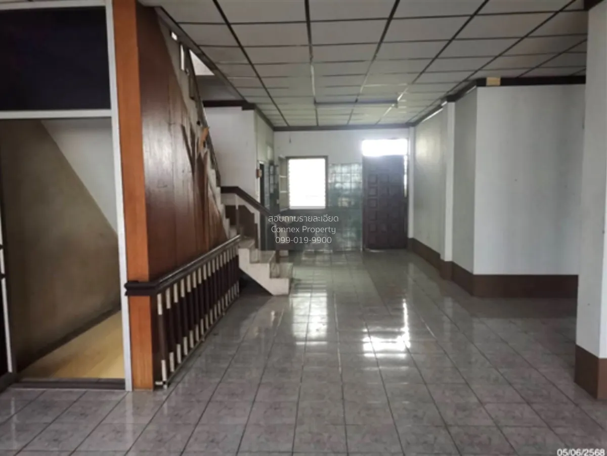 For Sale 4 - storey commercial building area 558 square meters Sa 4