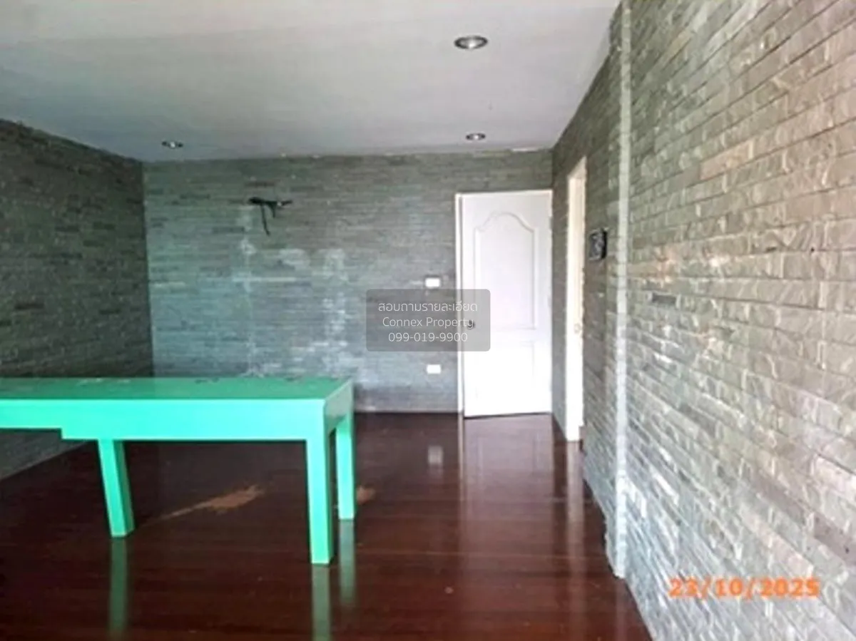 For Sale 2 - storey townhouse area 448 square meters Phra Khanong