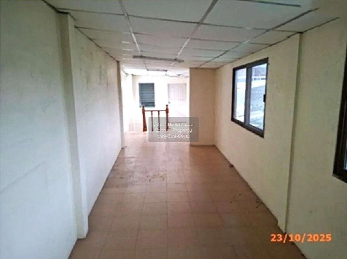 For Sale 2 - storey townhouse area 448 square meters Phra Khanong