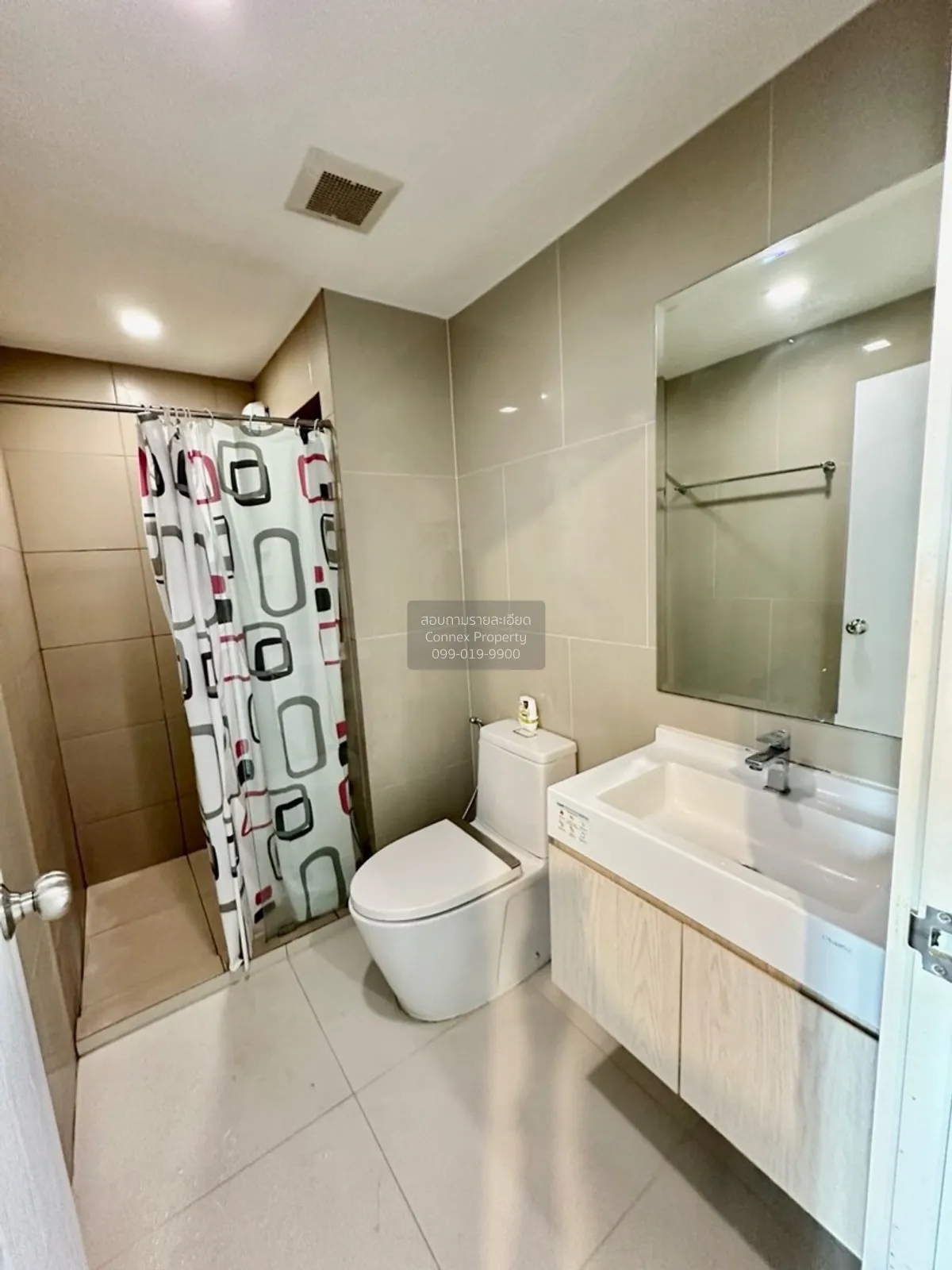 For Rent Condo , Rich Park Triple Station , ARL-Hua Mak , Suan Lu