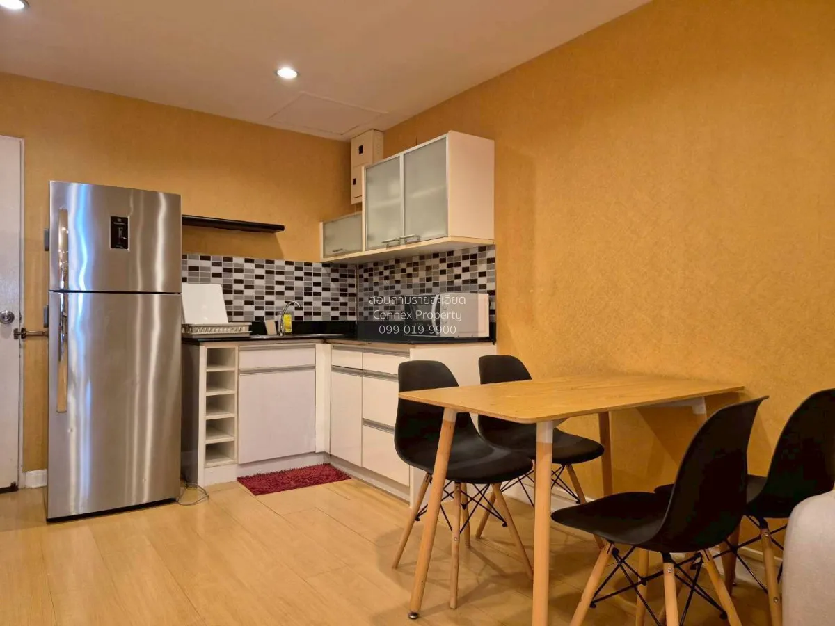 For Rent Condo , State Tower , BTS-Saphan Taksin , Silom , Bang R 3