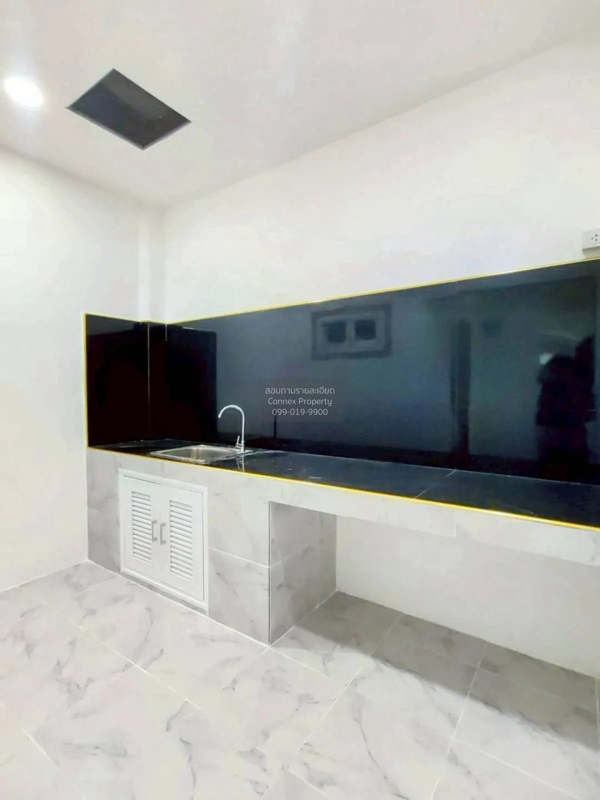 ขายทาวน์เฮ้าส์/ทาวน์โฮม  บ้านบัวทอง 4 บ้านกล้วย-ไทรน้อย รีโนเวทให