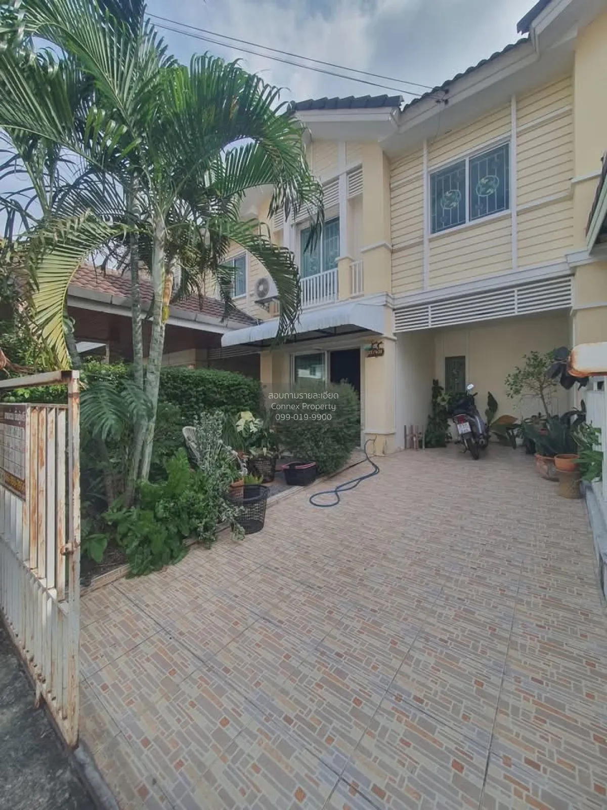 For Sale Townhouse/Townhome  , Pruksa Ville 28 Wongwaen - Rattana 1