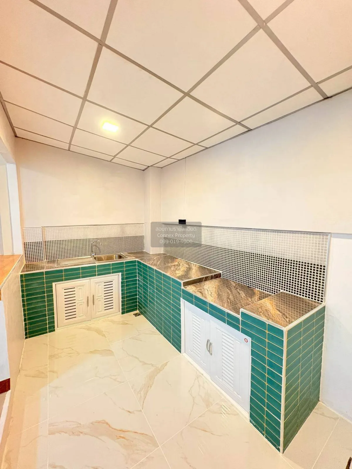 ขายทาวน์เฮ้าส์/ทาวน์โฮม  บ้านบุศรินทร์ จันทร์ทองเอี่ยม รีโนเวทใหม