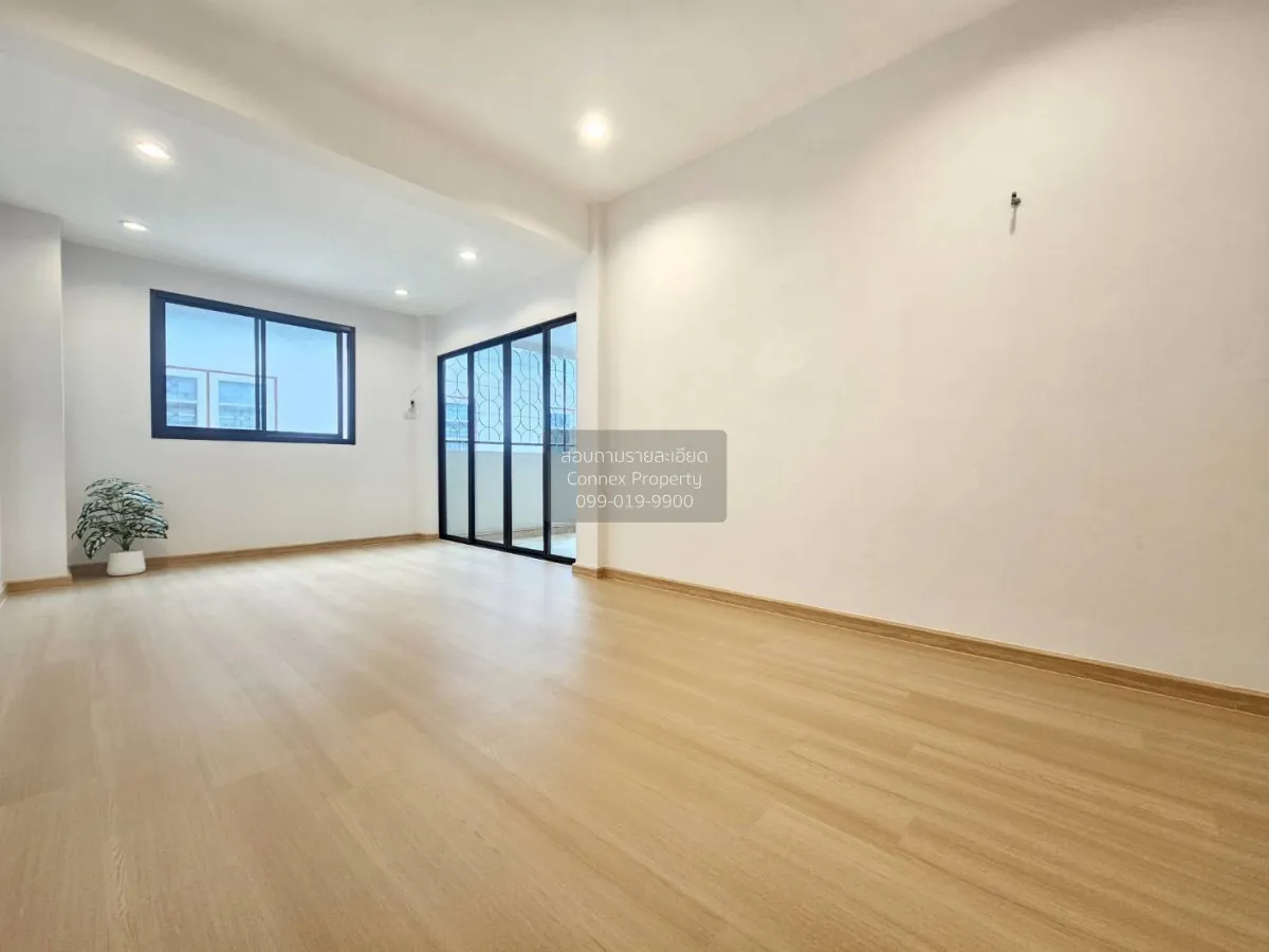 For Sale Townhouse/Townhome  , Baan Gaew Villa Phetkasem 48 , new