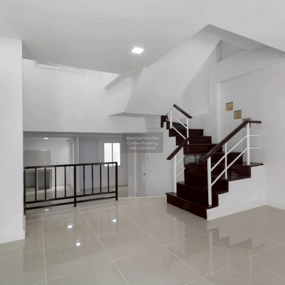 ขายทาวน์เฮ้าส์/ทาวน์โฮม  บ้านเศรณี ดอนเมือง-สรงประภา หน้ากว้าง รี