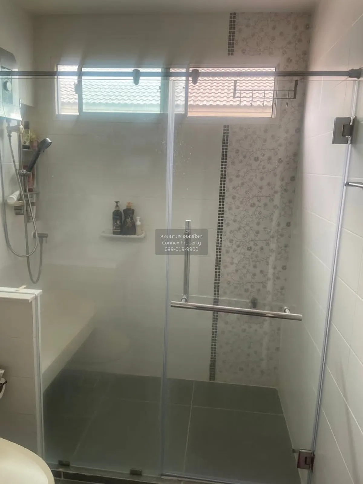 ขายบ้าน  นันทวัน อุทยาน - อักษะ ศาลาธรรมสพน์ เขต ทวีวัฒนา กรุงเทพ