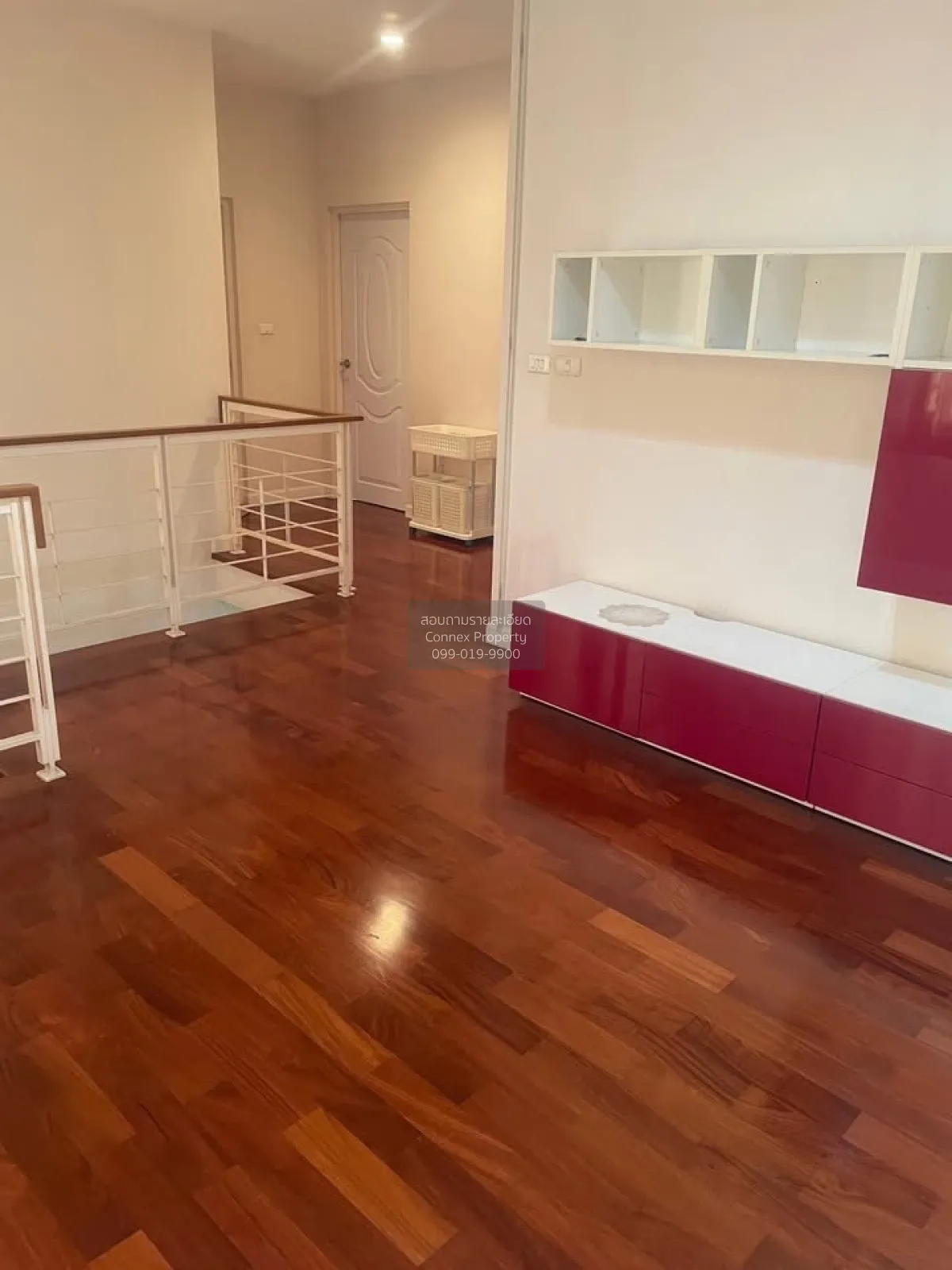 ขายบ้าน  นันทวัน อุทยาน - อักษะ ศาลาธรรมสพน์ เขต ทวีวัฒนา กรุงเทพ