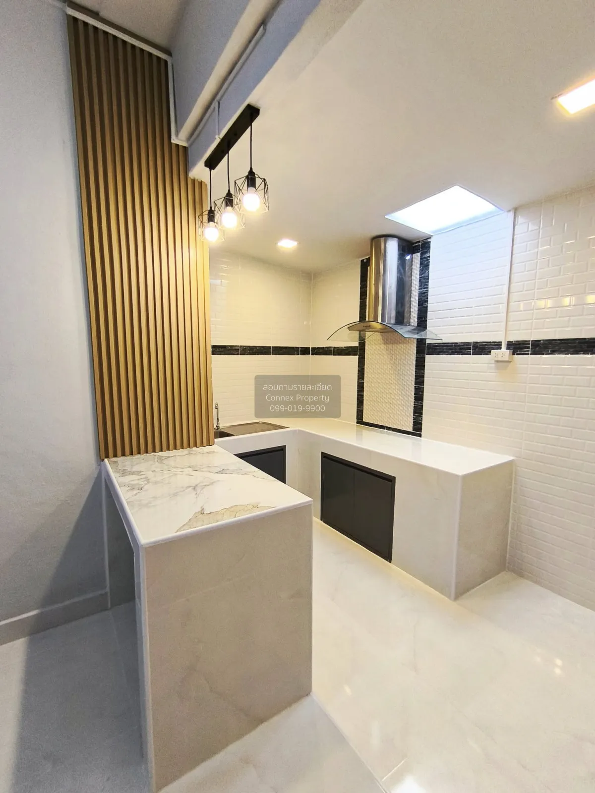 For Sale Townhouse/Townhome  , Baan Air Villa , Khu Khot , Lam Lu 3