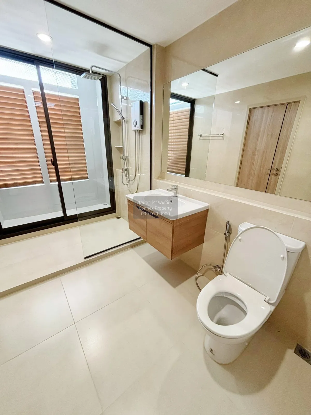 For Rent Townhouse/Townhome  , Shizen Phatthanakan 32 , Suan Luan