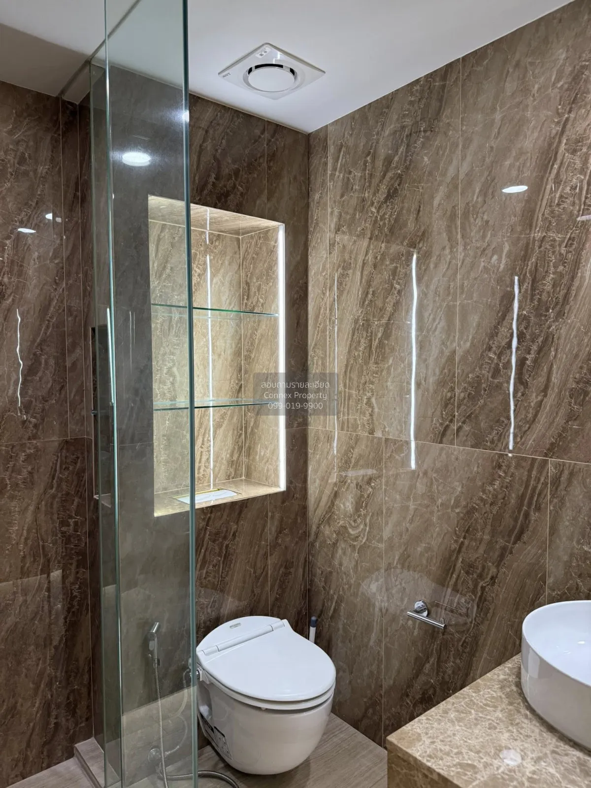 เช่าคอนโด  ไซมิสจอยญ่า BTS-พร้อมพงษ์ คลองตันเหนือ เขต วัฒนา กรุงเ