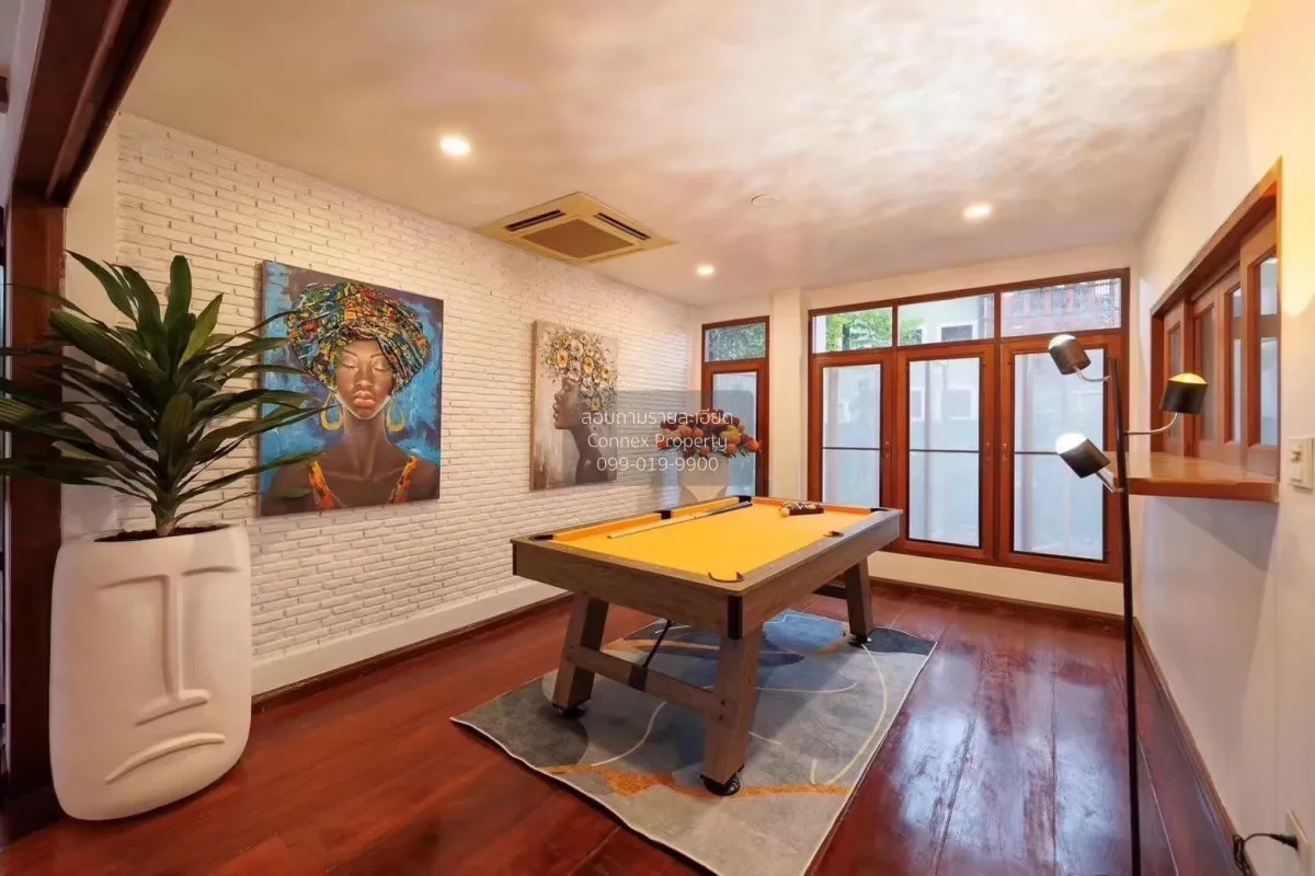 For Sale The private house pool villa Pattanakarn 20 , nice view 