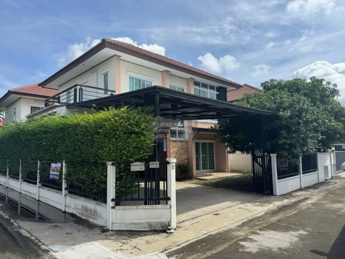 For Sale House , Jirakarn 2 , corner unit , wide frontage , newly 1