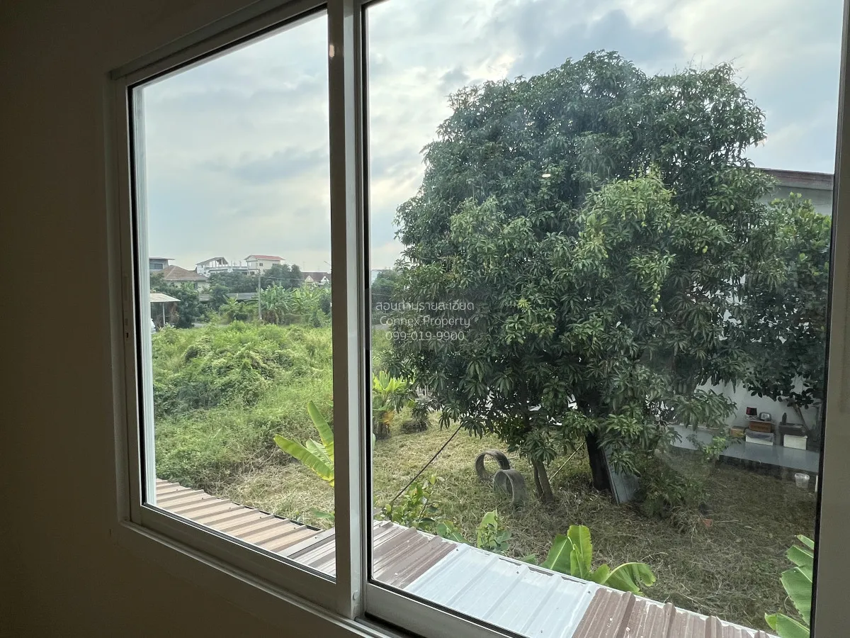 Pimthong Village, newly renovated, Ladprao 101, central location,