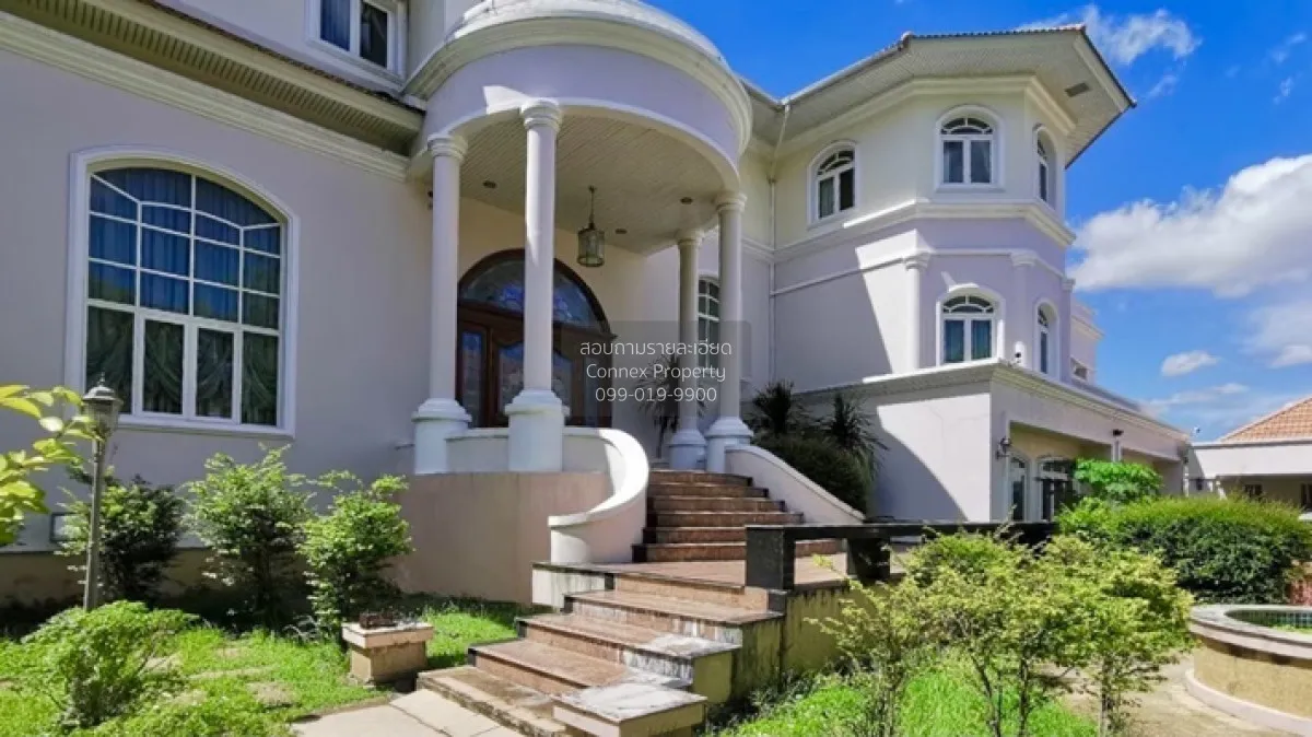 For Sale House , Krisadanakorn 20 Pinklao , wide frontage , Salat 3