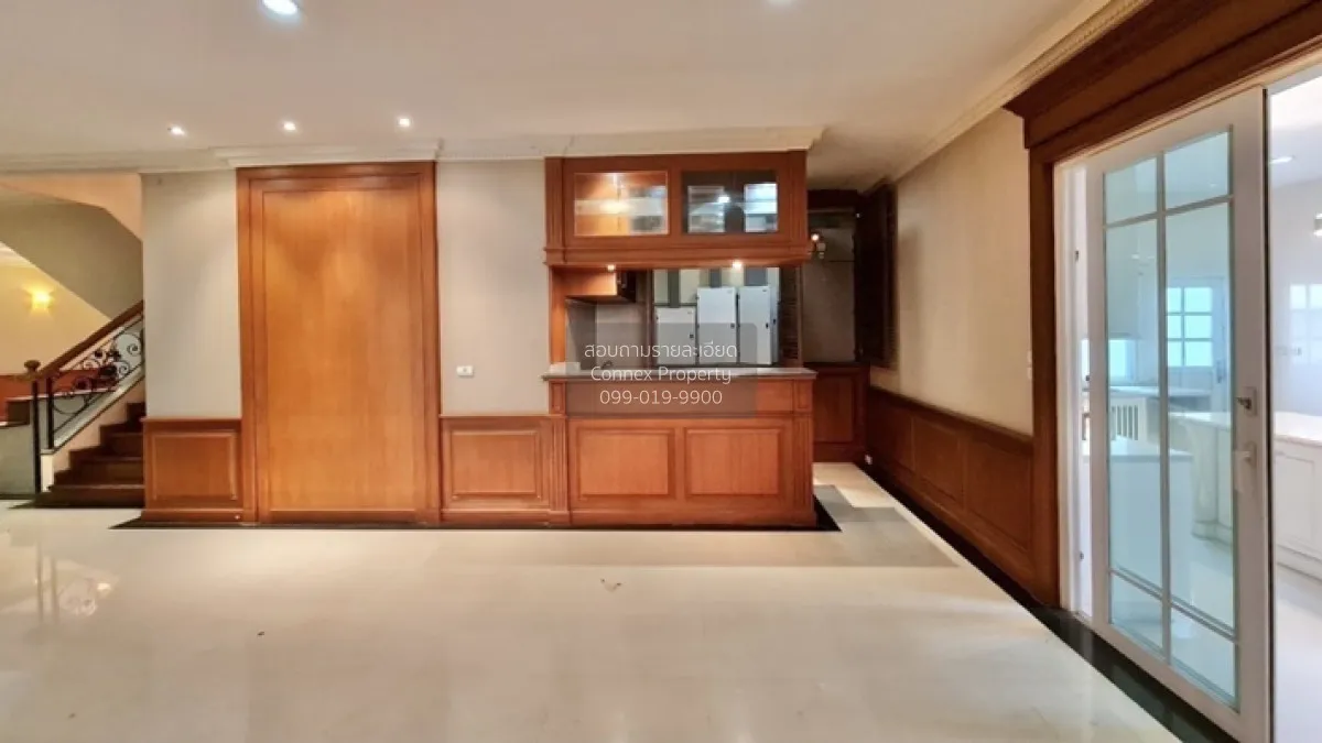 For Sale House , Krisadanakorn 20 Pinklao , wide frontage , Salat