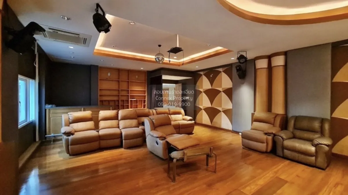 For Sale House , Krisadanakorn 20 Pinklao , wide frontage , Salat