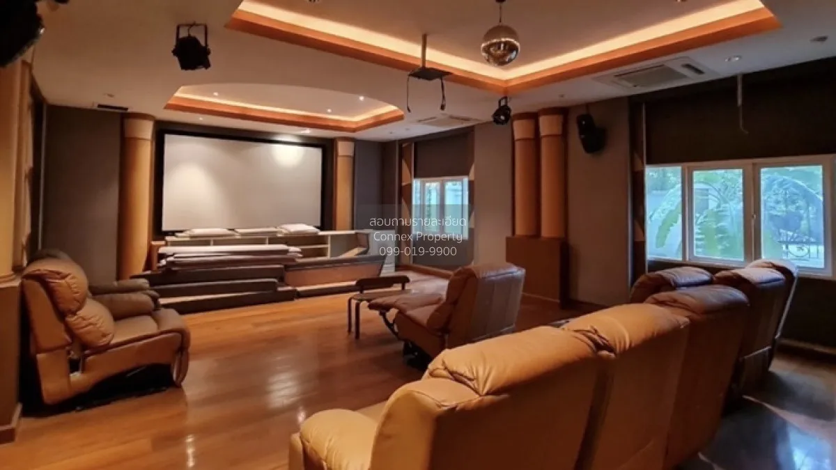 For Sale House , Krisadanakorn 20 Pinklao , wide frontage , Salat