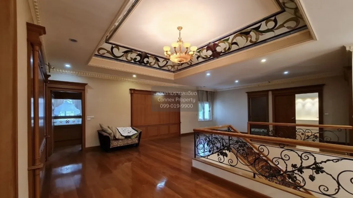 For Sale House , Krisadanakorn 20 Pinklao , wide frontage , Salat