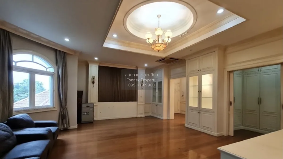 For Sale House , Krisadanakorn 20 Pinklao , wide frontage , Salat