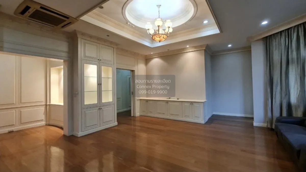 For Sale House , Krisadanakorn 20 Pinklao , wide frontage , Salat