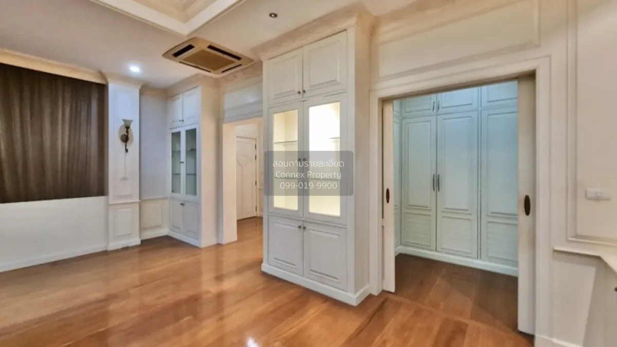 For Sale House , Krisadanakorn 20 Pinklao , wide frontage , Salat