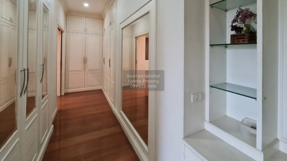 For Sale House , Krisadanakorn 20 Pinklao , wide frontage , Salat