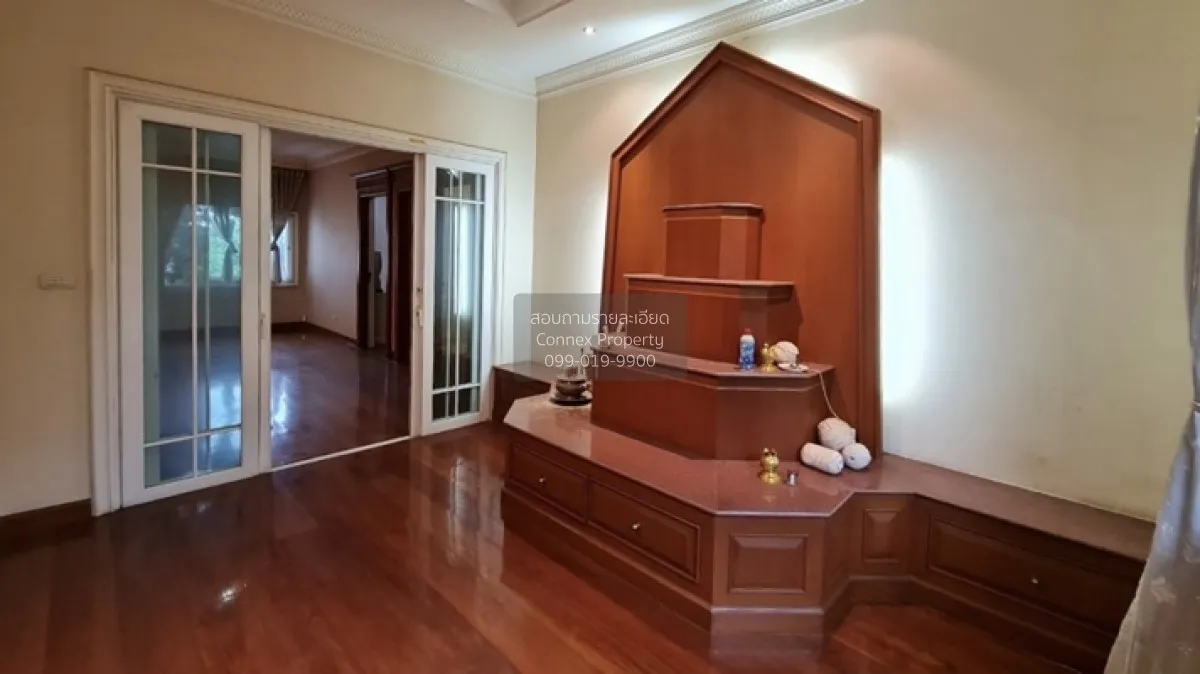 For Sale House , Krisadanakorn 20 Pinklao , wide frontage , Salat