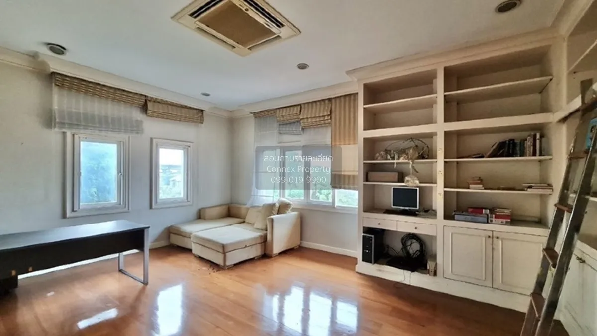 For Sale House , Krisadanakorn 20 Pinklao , wide frontage , Salat
