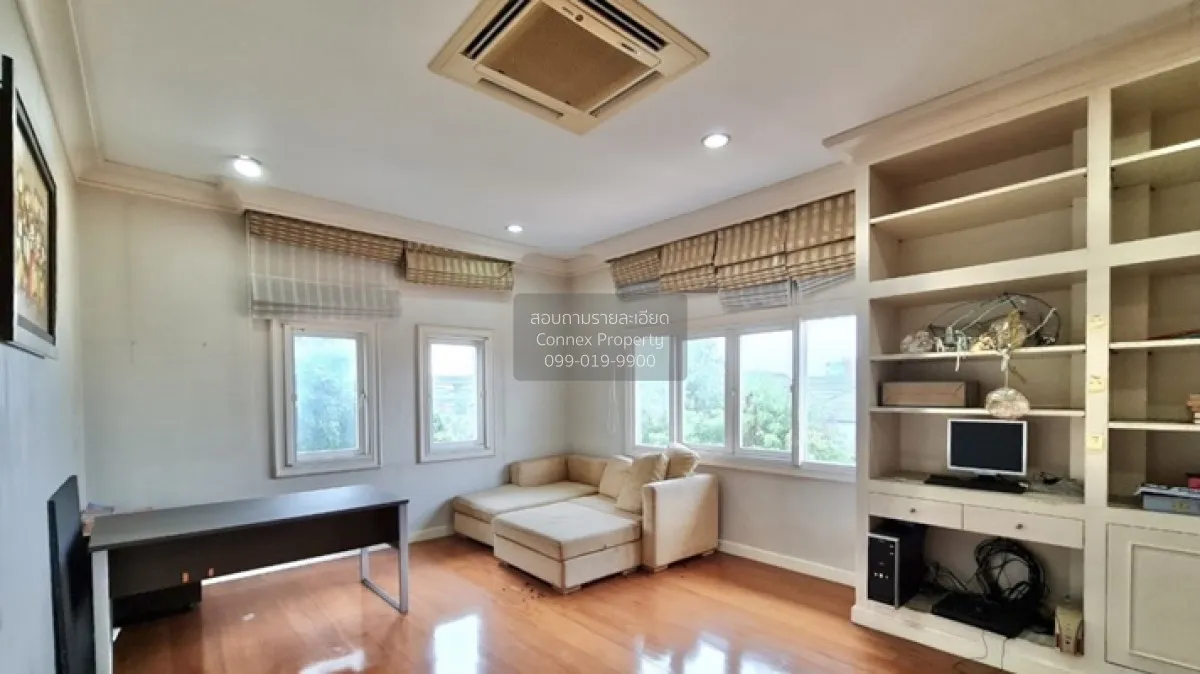 For Sale House , Krisadanakorn 20 Pinklao , wide frontage , Salat