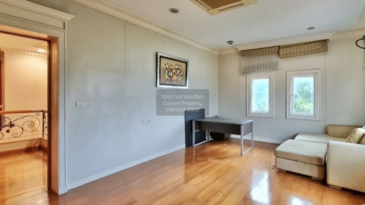 For Sale House , Krisadanakorn 20 Pinklao , wide frontage , Salat