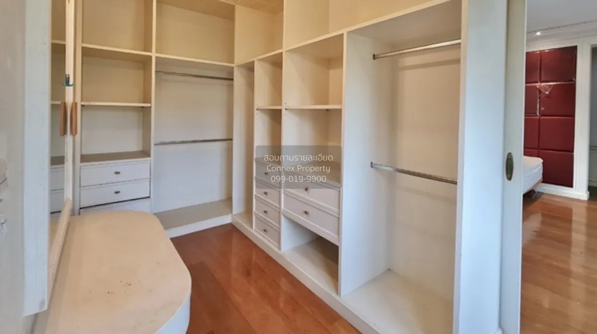 For Sale House , Krisadanakorn 20 Pinklao , wide frontage , Salat