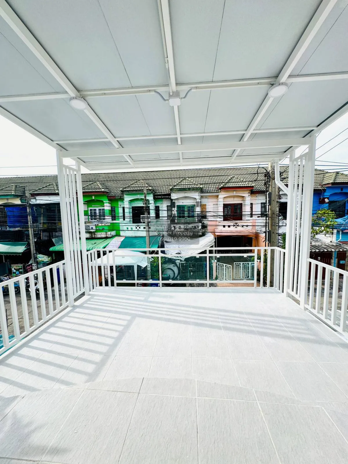 ขายทาวน์เฮ้าส์/ทาวน์โฮม  นิวเวิลด์วิลล์ หน้ากว้าง รีโนเวทใหม่ ละห