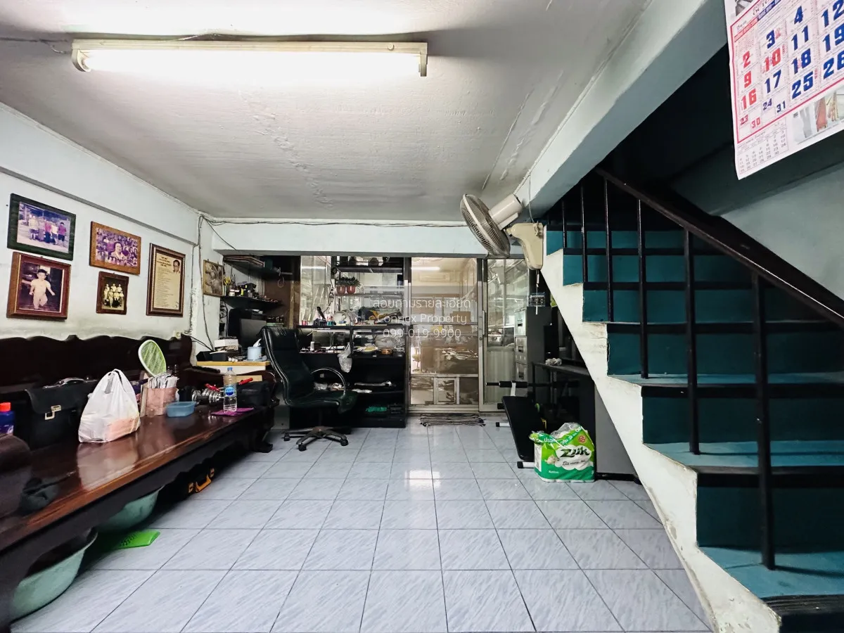 For Sale Commercial  building Suksawa 64 , Bang Phueng , Phra Pra 3