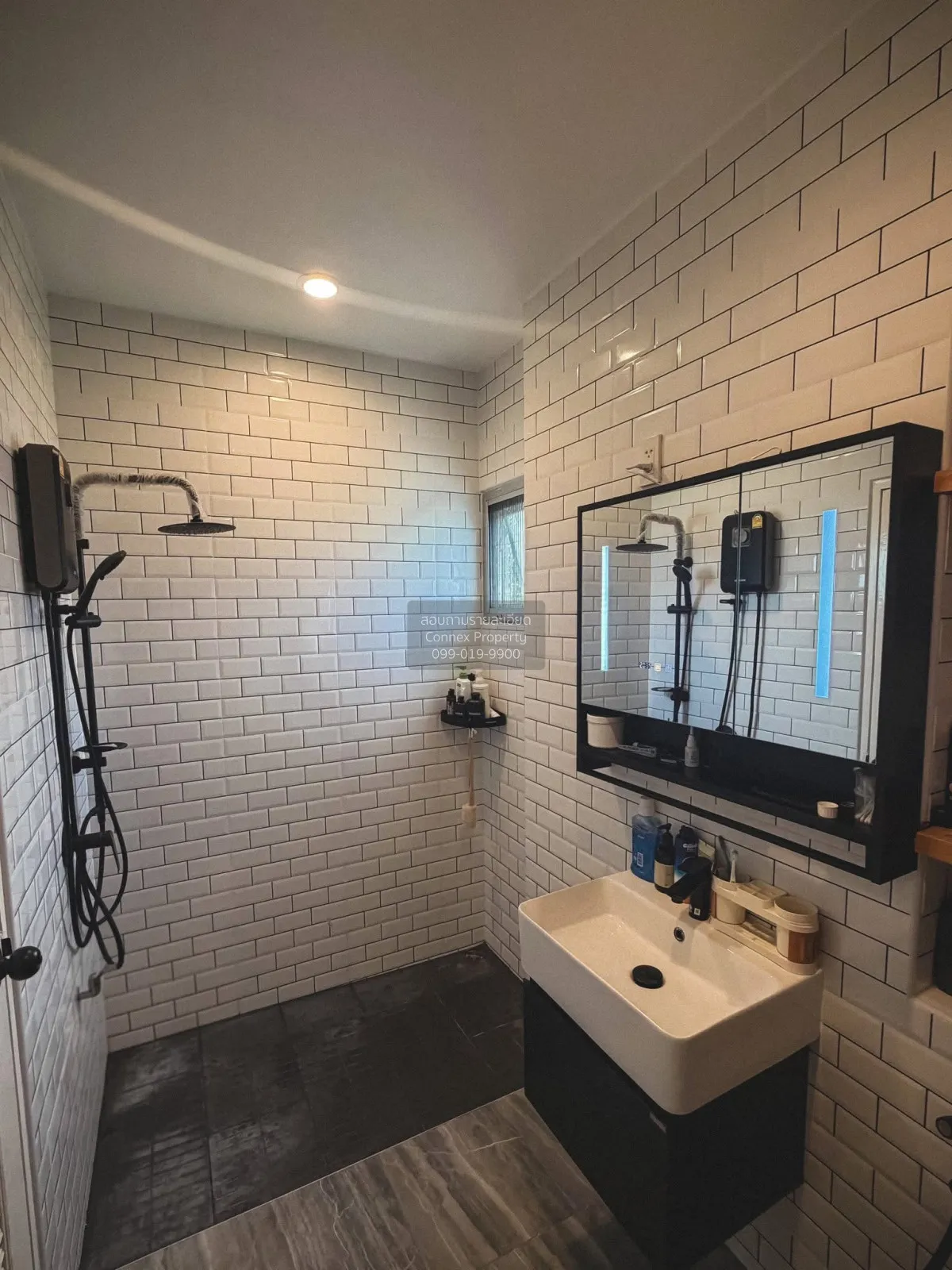 ขายทาวเฮ้าส์ 2 ชั้น หลังมุม มีพื้นที่ทำสวน บ้าน Smart Home  ห้องม