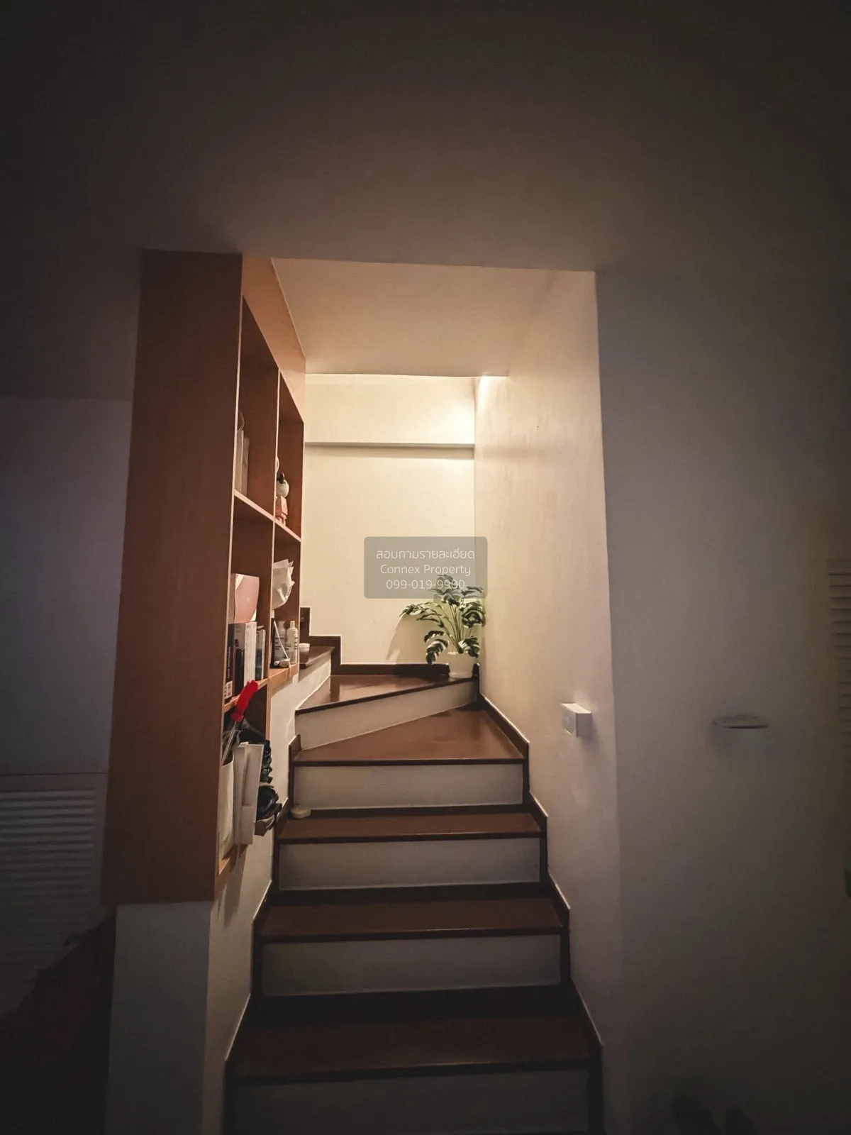 ขายทาวเฮ้าส์ 2 ชั้น หลังมุม มีพื้นที่ทำสวน บ้าน Smart Home  ห้องม