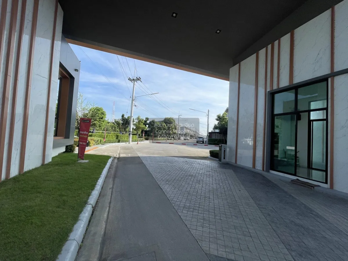 ขายทาวน์เฮาส์ 2 ชั้น ปทุมธานี-ลาดหลุมแก้ว หน้ากว้าง ลาดหลุมแก้ว ล