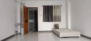 ขายคอนโด  นวนคร ลิฟวิ่ง เพลส คลองหนึ่ง คลองหลวง ปทุมธานี CX-138997