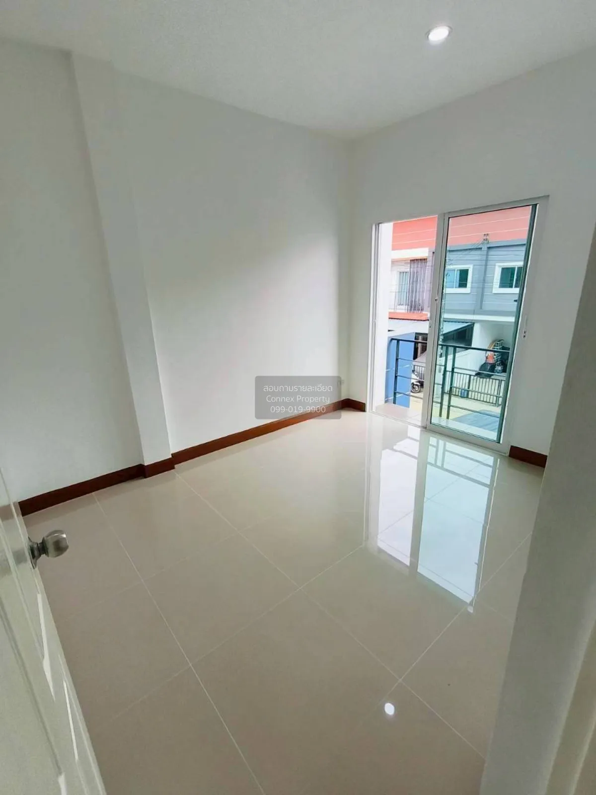 For Sale Townhouse/Townhome  , Pirom Ville Thianthale 20 , Samae 