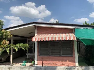 For Sale House Petchkasem 52 , Bang Khae , Phasi Charoen , Bangkok , CX-139140