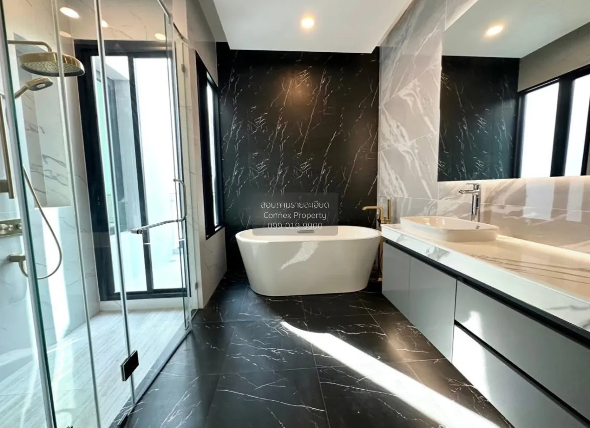 ขายบ้าน  เดอะ มาสเตอร์ เอกมัย - รามอินทรา วิวสวย หน้ากว้าง ท่าแร้