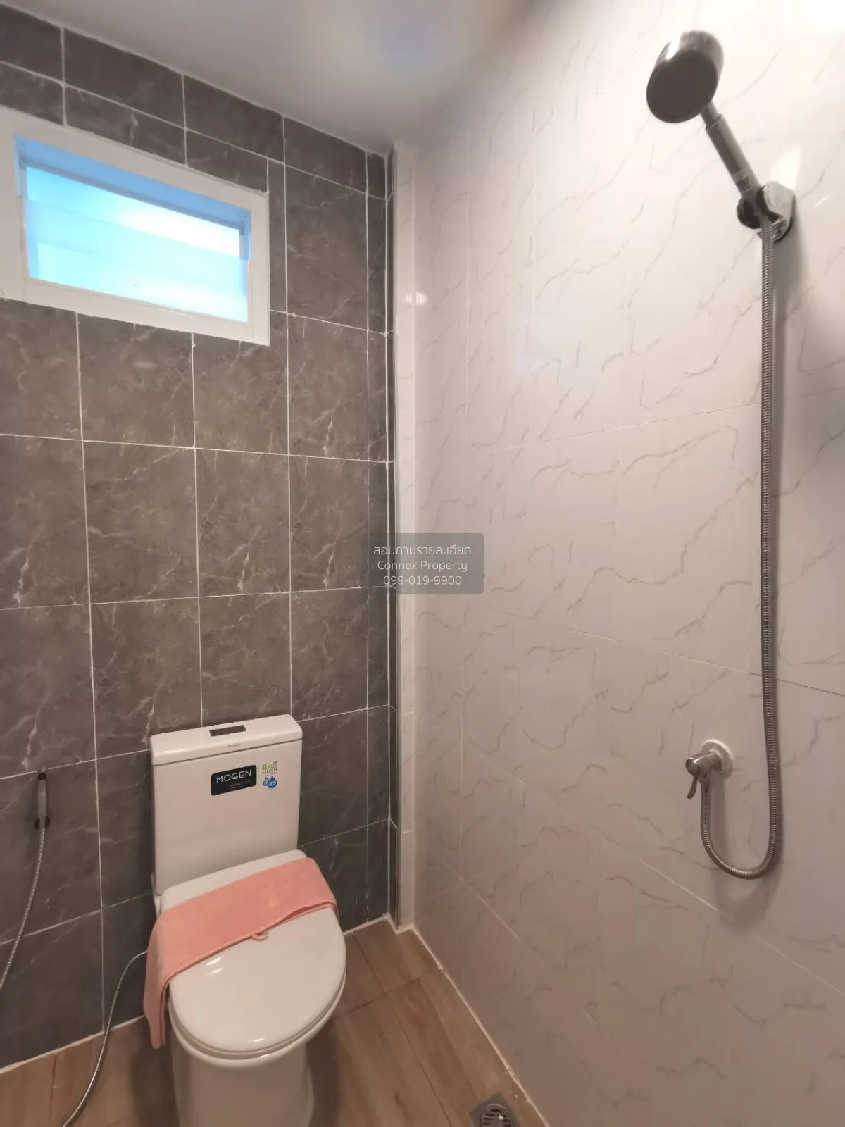 For Sale Townhouse/Townhome  , Rungrueng House , BTS-Saphan Mai ,