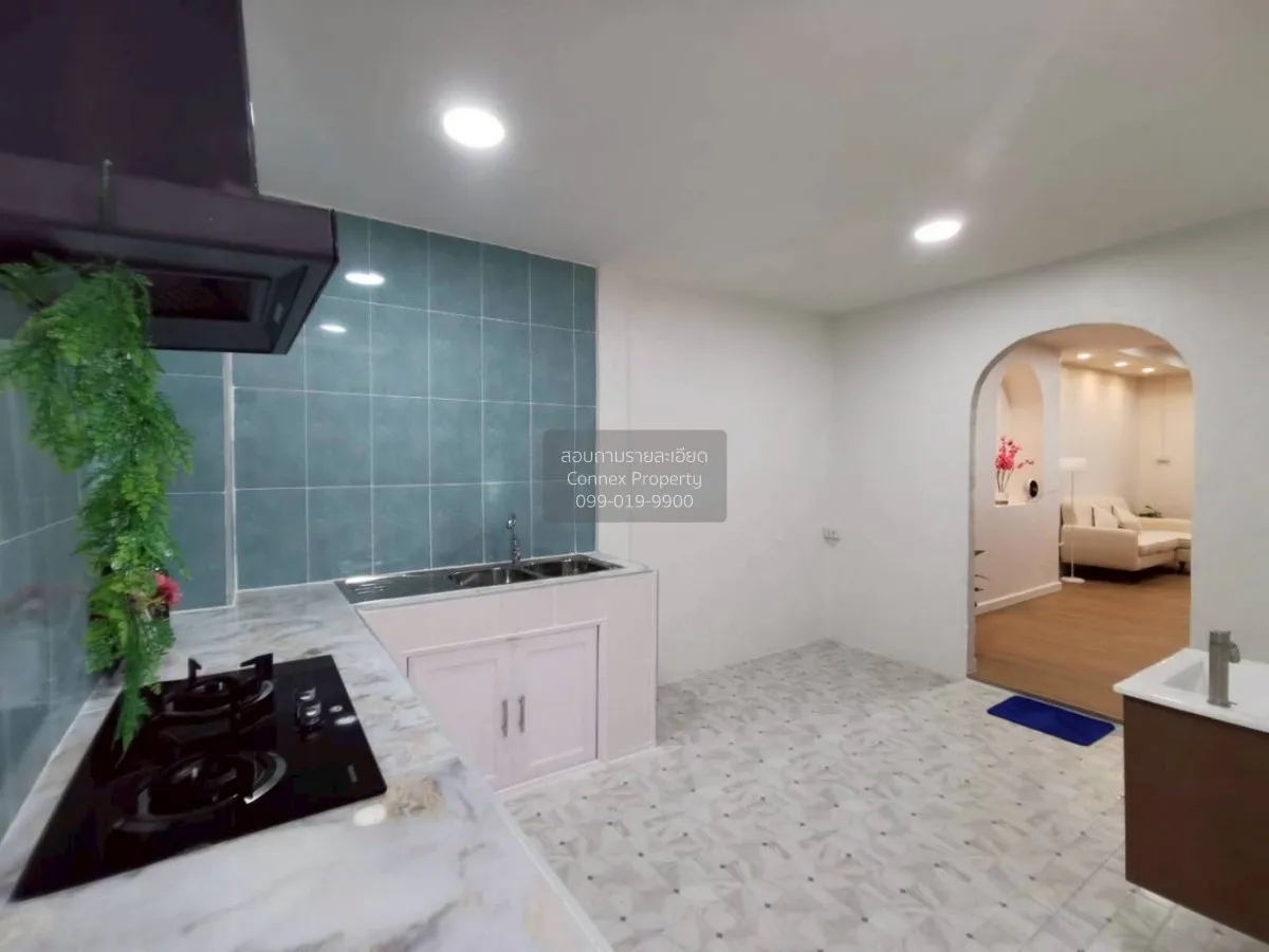 For Sale Townhouse/Townhome  , Rungrueng House , BTS-Saphan Mai ,