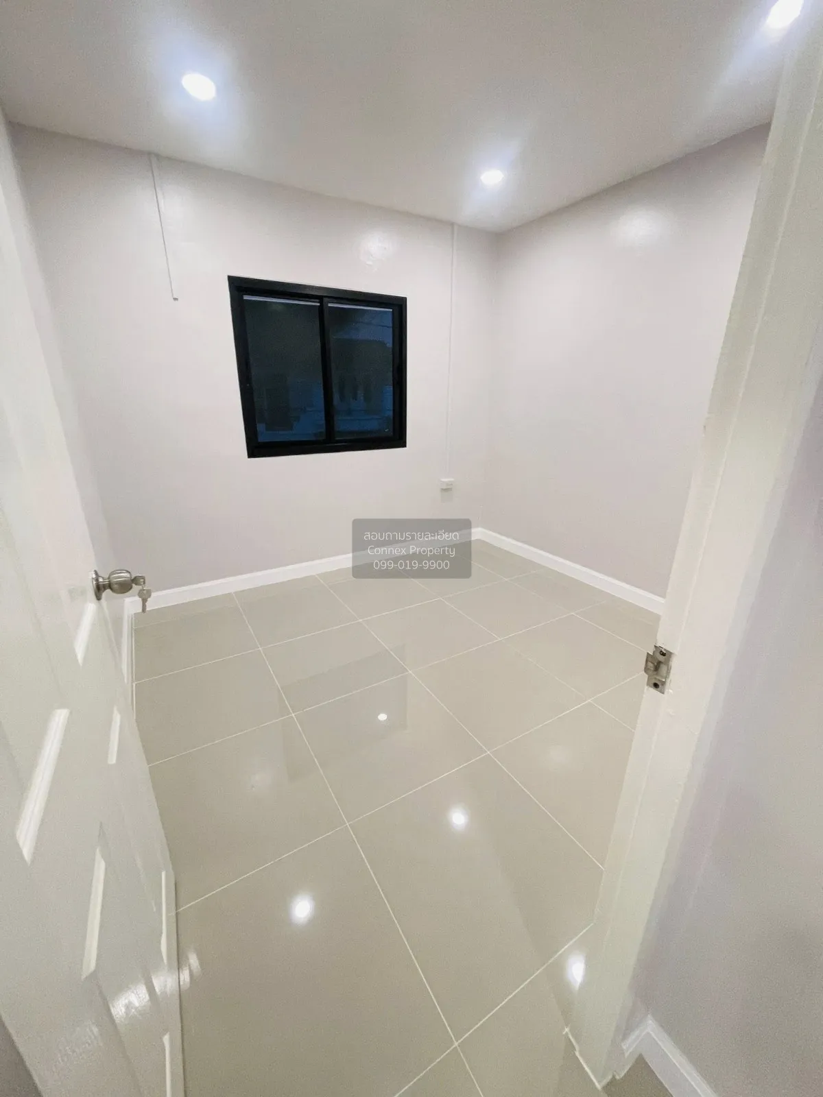 For Sale Townhouse/Townhome  , Baan Pruksa 14 A Bangbuathong , ne